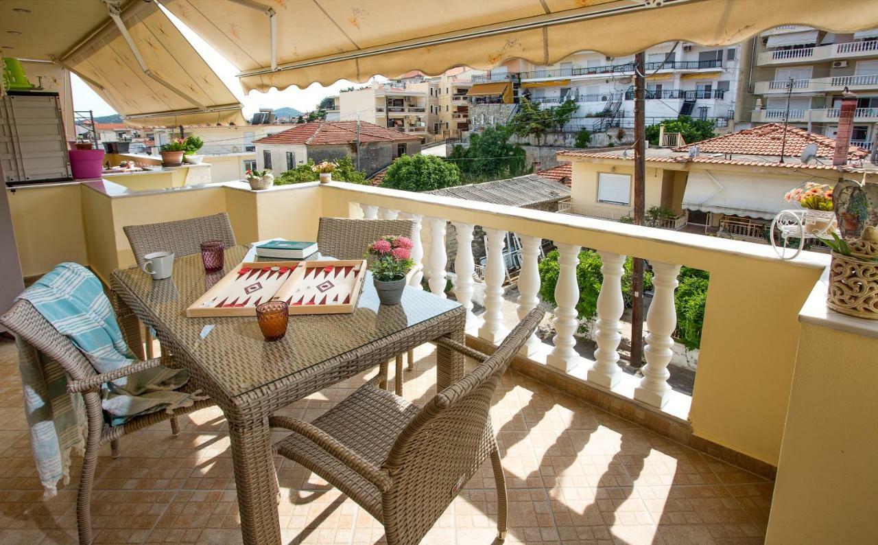 Holiday House Ioanna 2 - Loft Διαμέρισμα Néa Péramos Εξωτερικό φωτογραφία