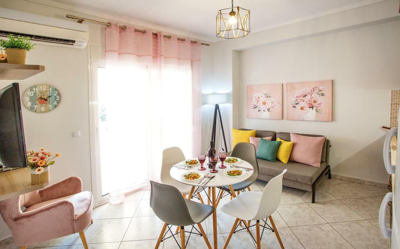 Holiday House Ioanna 2 - Loft Διαμέρισμα Néa Péramos Εξωτερικό φωτογραφία